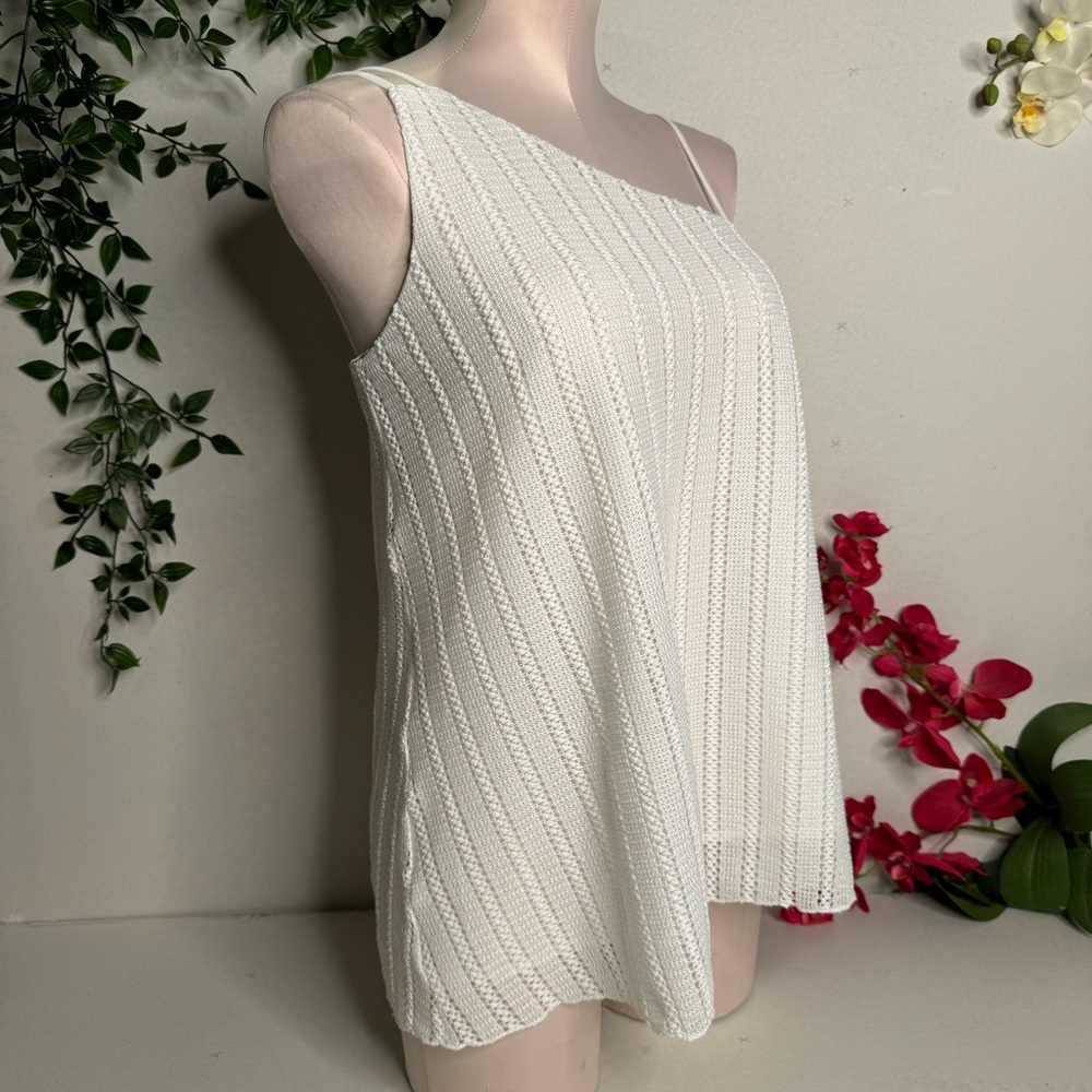 🤍Doe & Rae Top 🤍 - Picture 2 of 7